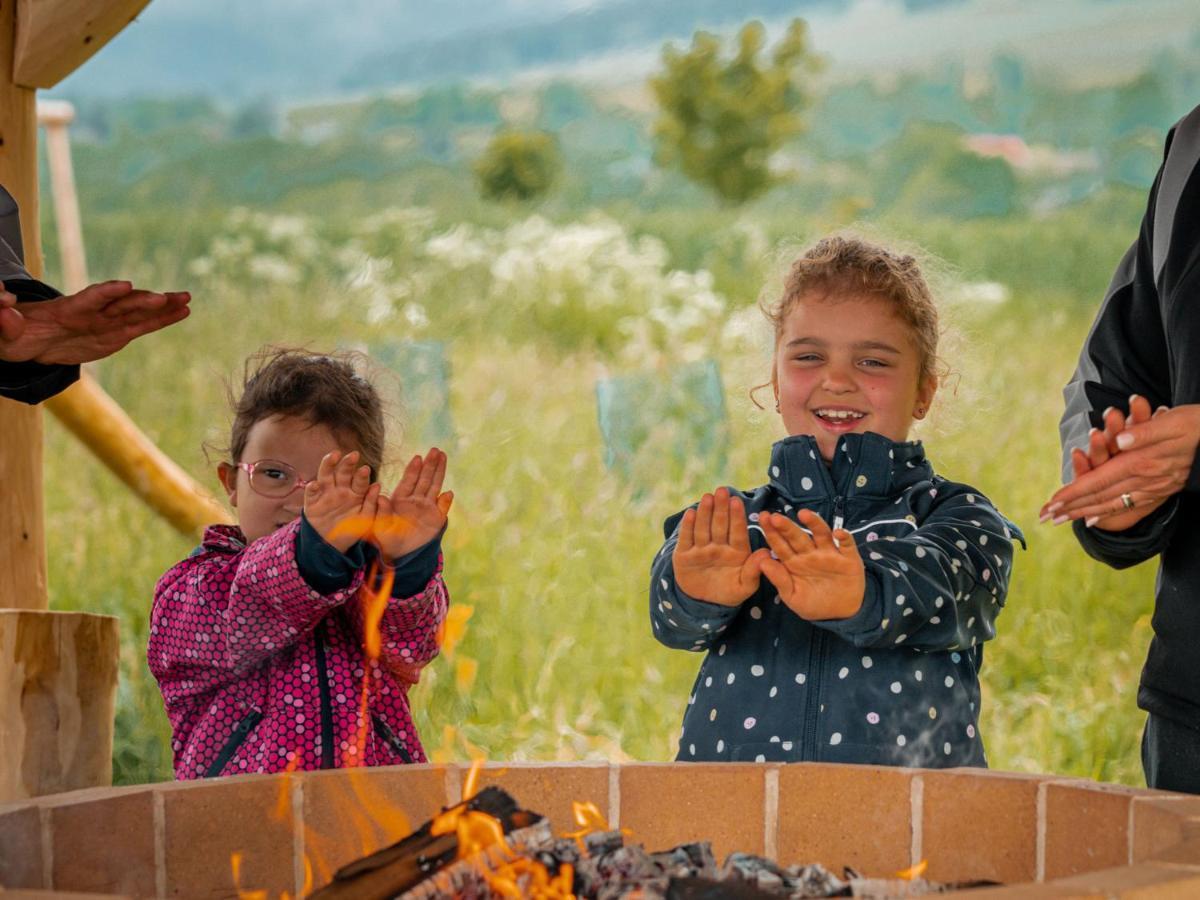 מלון Dolní Morava Treehous Sneznik S Wellness מראה חיצוני תמונה